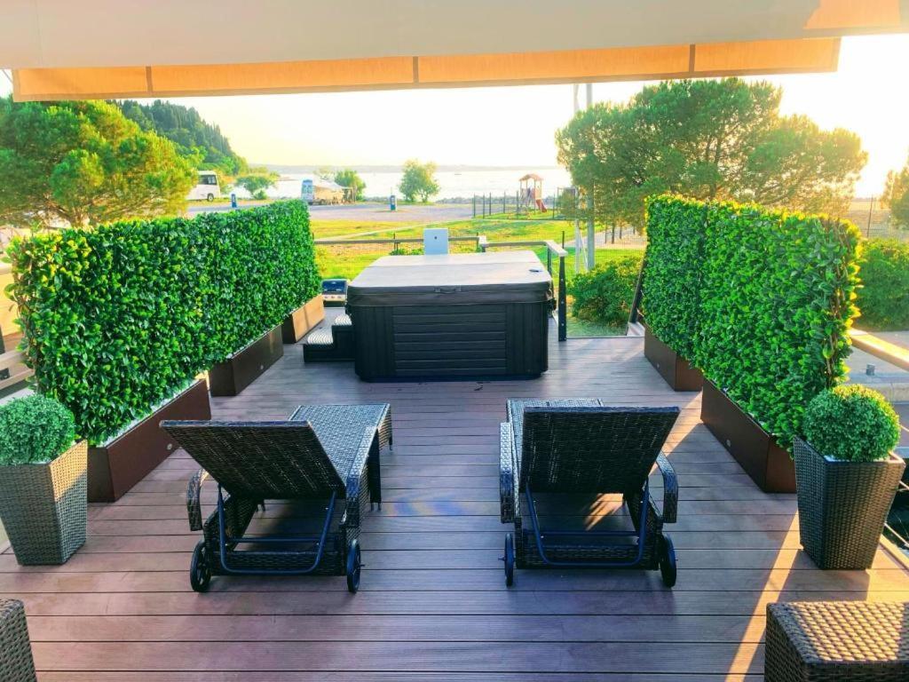 Floating Sea House Aurora Villa Portoroz Exterior photo